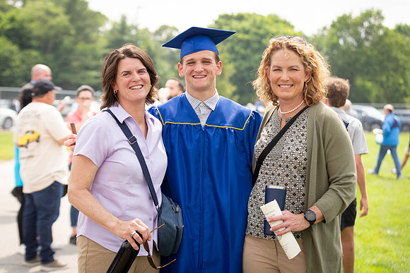 Graduation-80