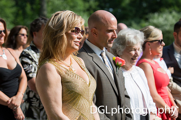 Farm wedding in Eastern Connecticut. Photography by David Levesque, DGLphotography, Barrington, Rhode Island.