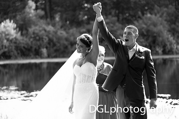 Farm wedding in Eastern Connecticut. Photography by David Levesque, DGLphotography, Barrington, Rhode Island.
